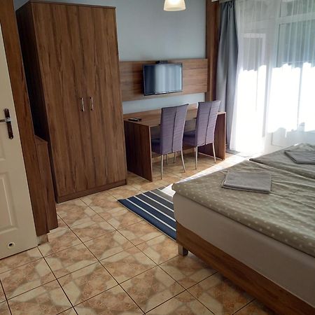 Mini Apartamenty Centrum Краков Экстерьер фото